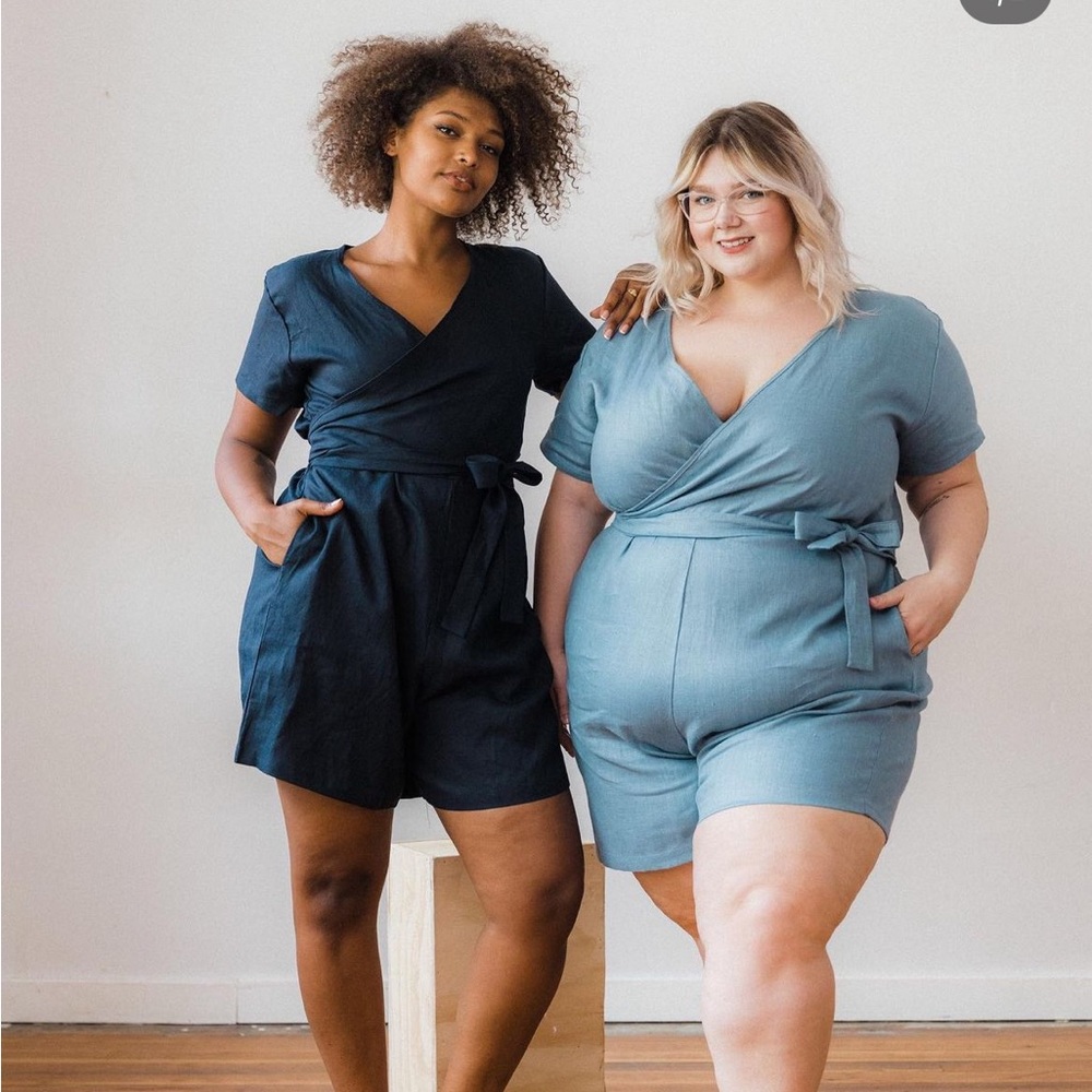Free label light blue linen romper